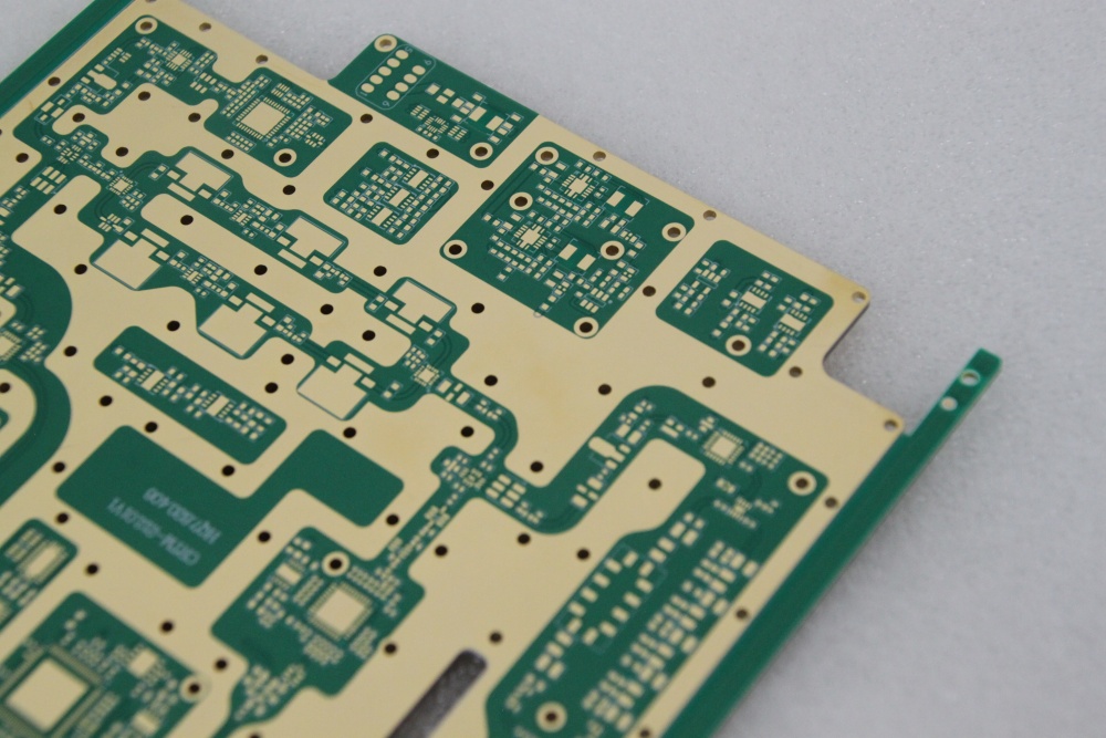厚铜PCB制造过孔填铜工艺