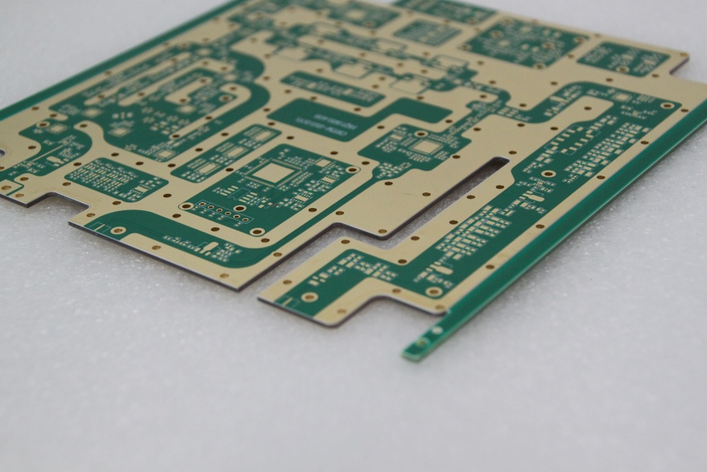 工业控制PCB高可靠厚铜电源板定制